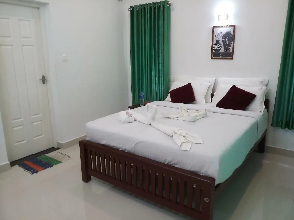 Mushroom Hut Resort Athirappilly 0*,