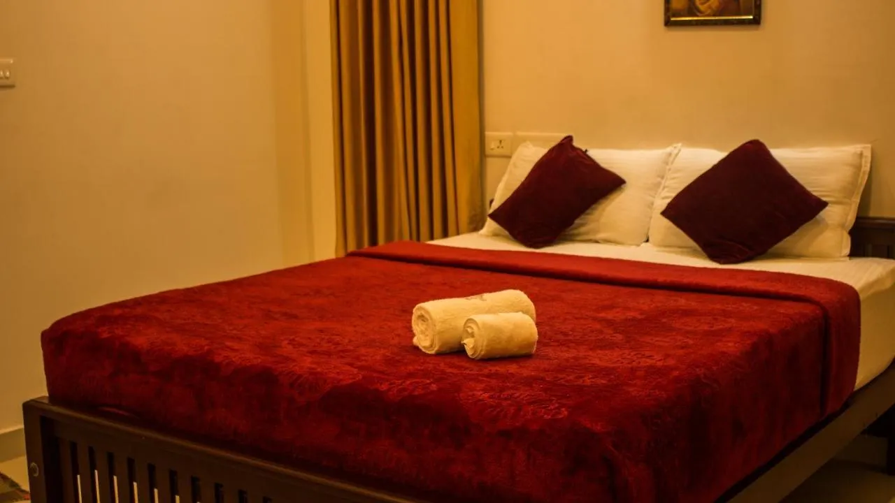 Mushroom Hut Resort Athirappilly