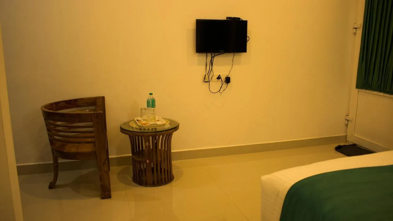 Mushroom Hut Resort Athirappilly Indien