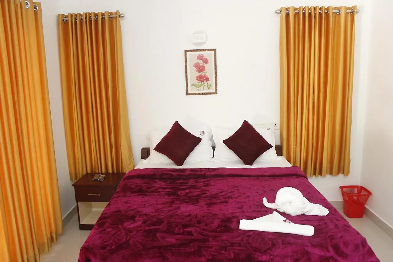 Mushroom Hut Resort Athirappilly